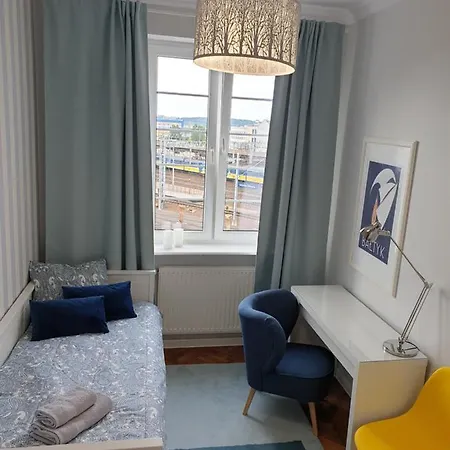 民宿 Apartament Dworzec 格丁尼亚